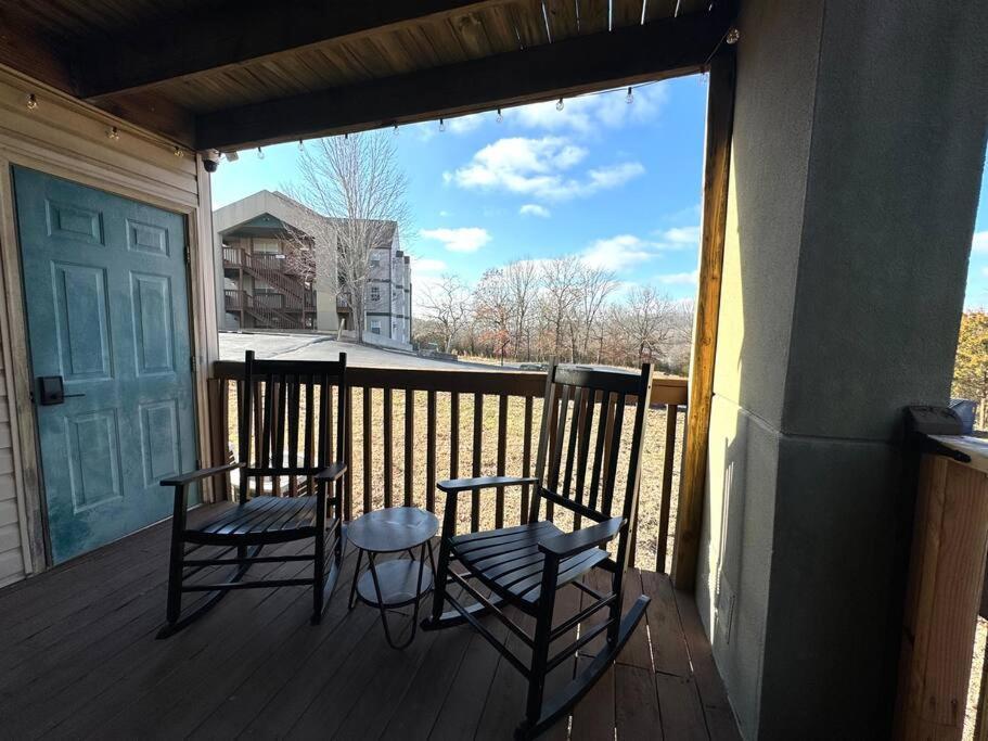 Modern Comfort: Updated Cozy Condo In Indian Point 布蘭森 外观 照片