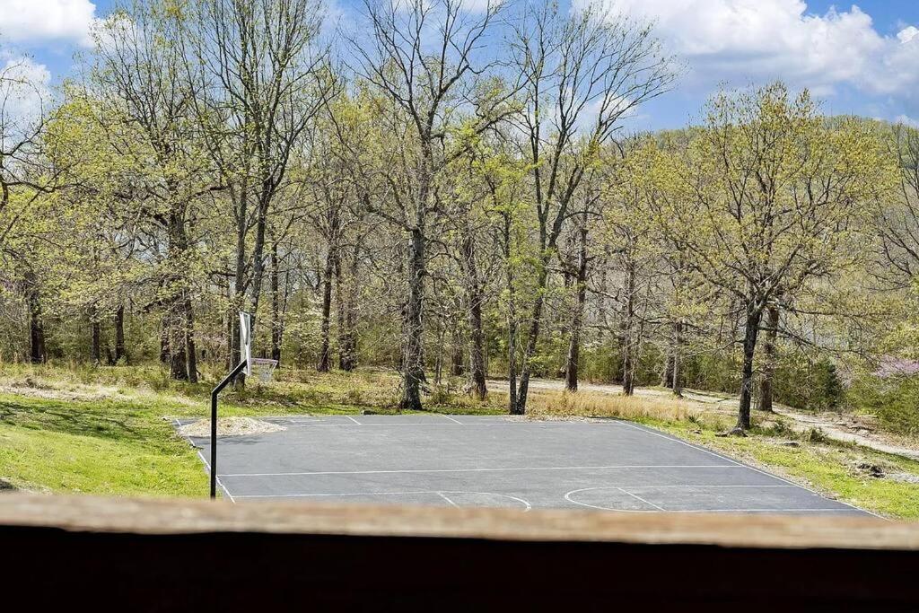 Modern Comfort: Updated Cozy Condo In Indian Point 布蘭森 外观 照片